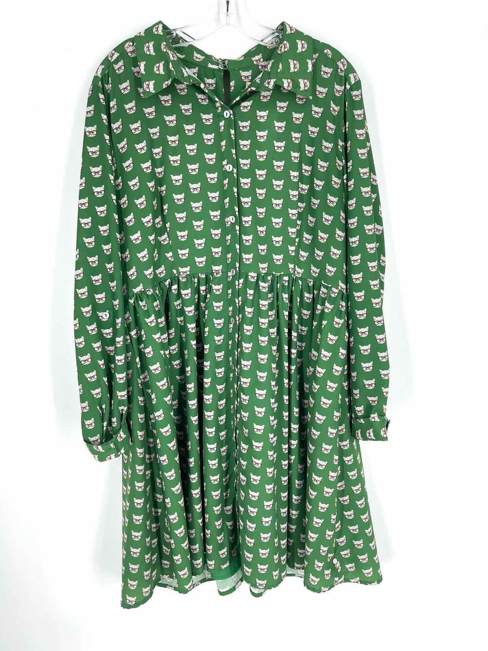 Hutch Size XL Gr/Wh/Br Cats Button-down Designer Dress